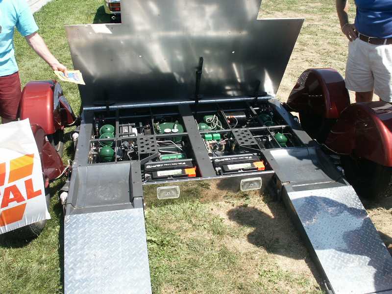 ICSMracerhydraulictrailer.jpg