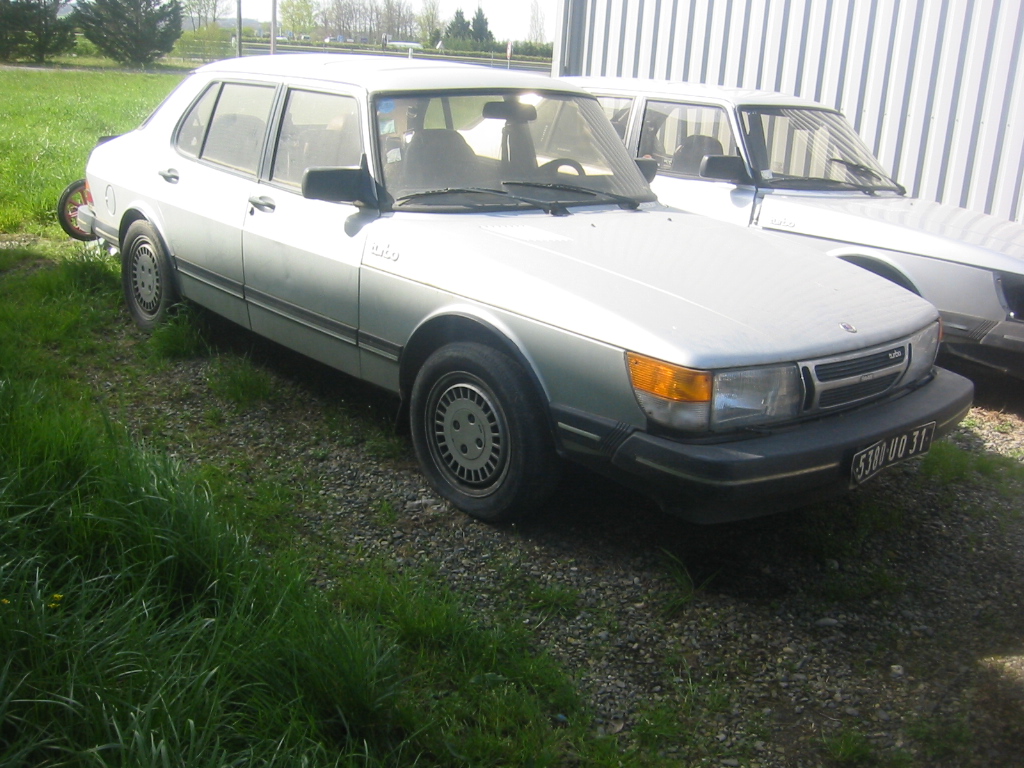 102-0208_IMG.JPG
