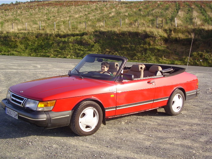 Saab 900 Cabrio 004.jpg