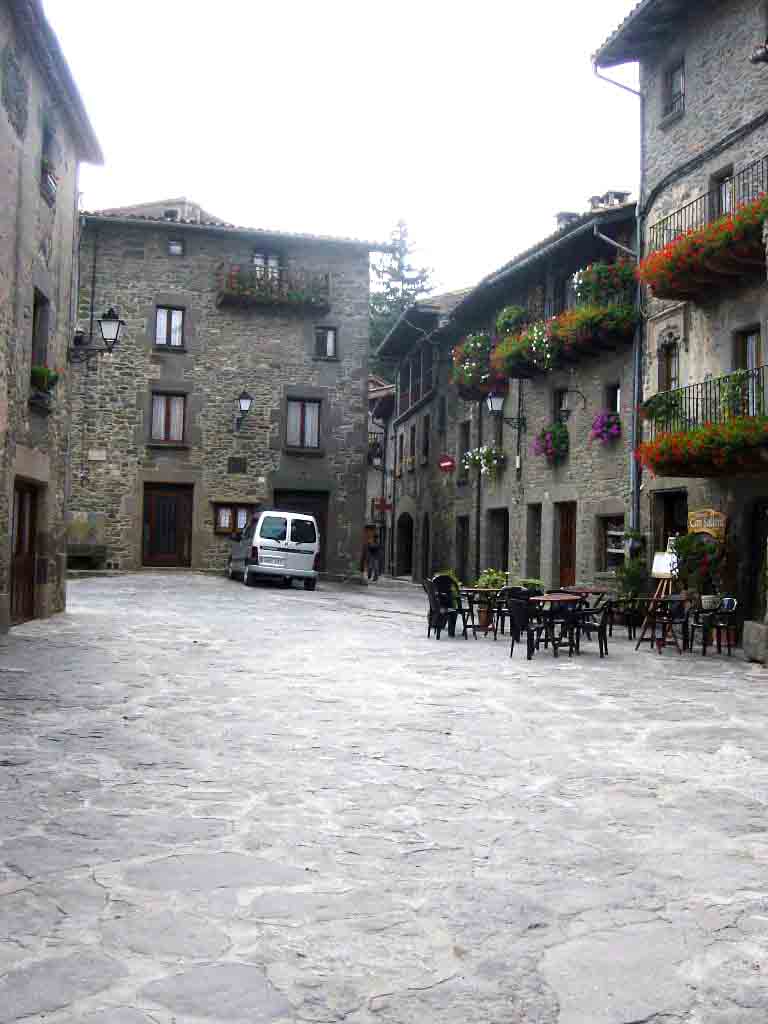 plaza.jpg