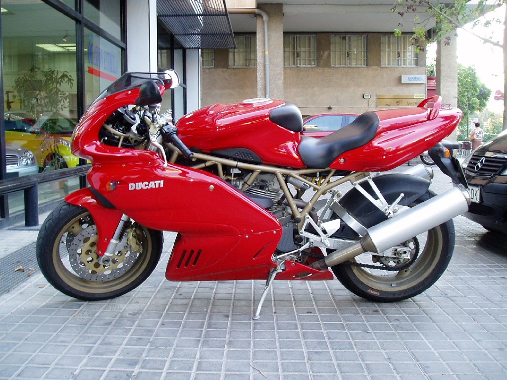 900SS_01.jpg