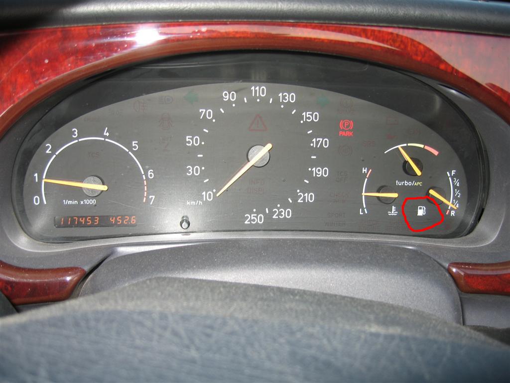 Depósito combustible.JPG