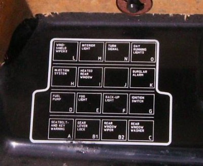 caja reles 9000.jpg
