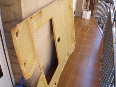 Techo bien limpio.Preparado para encolar.-