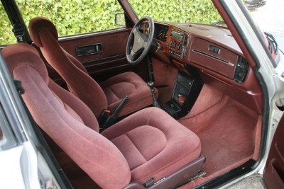 IMG_8515 Interior.JPG