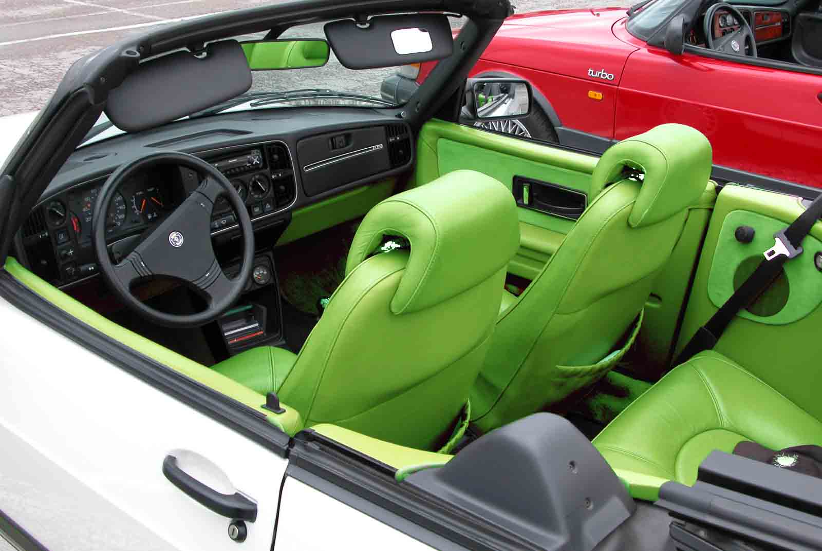 900 cabrio PreGM interior verde.jpg