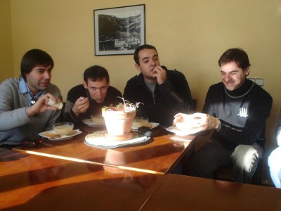 mucho saab , pero luego pasan mas hambre que...