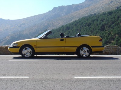 900 cabrio.jpg