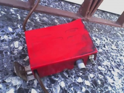 yo tambien tengo una cajita roja