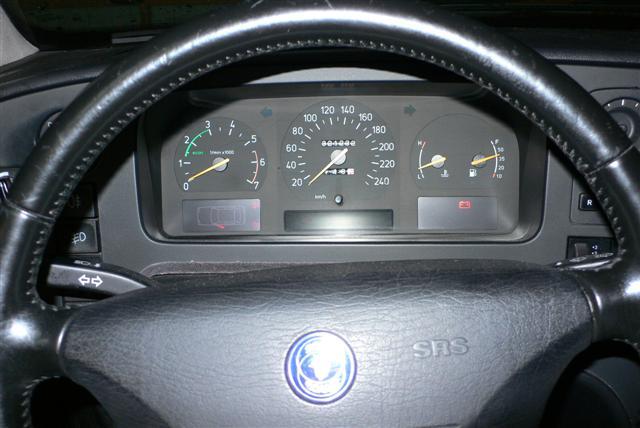 Volante y cuadro.JPG