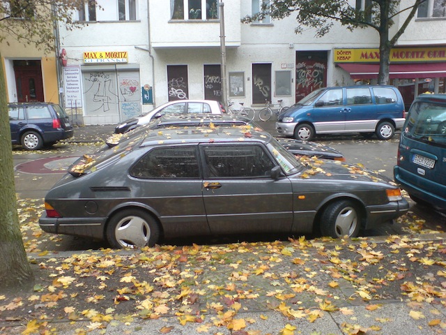 Un 900 aero Pre91 con el mío justo detrás. Esta en muy buen estado de chapa y pintura.