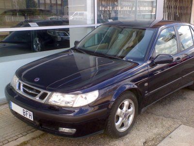 saab 9-5 2001.jpg