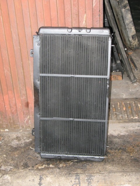 Radiador limpio y reparado