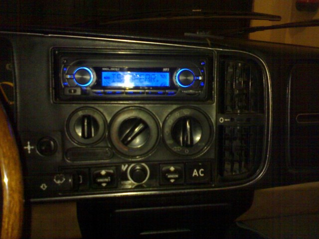 radio2.jpg