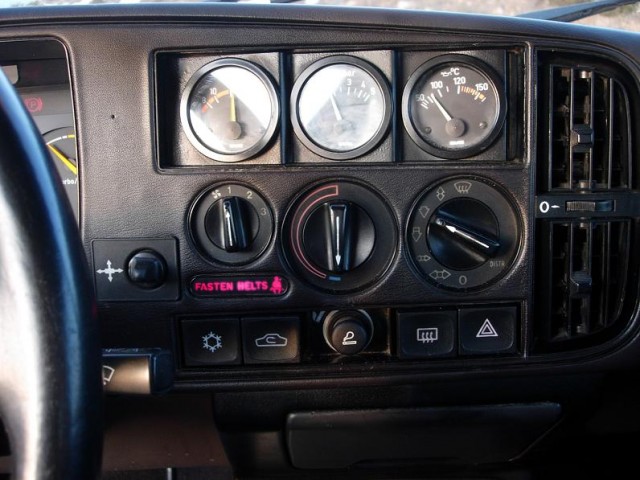 900 (E).JPG