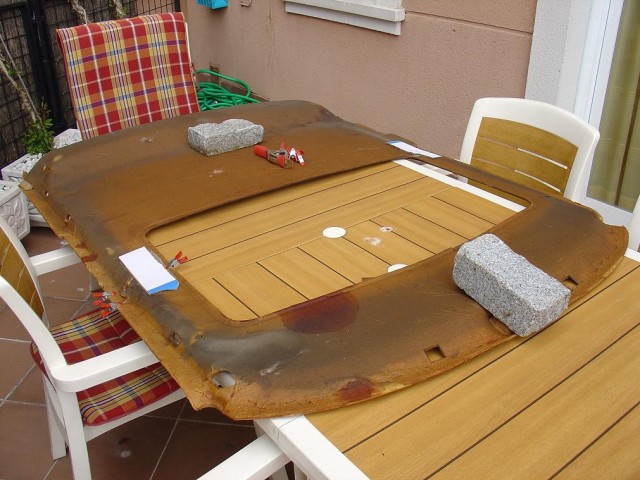 Techo con rotos I.JPG