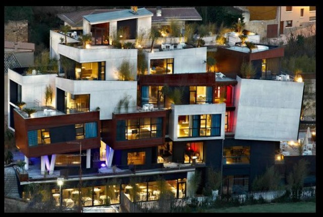 Exterior2.jpg
