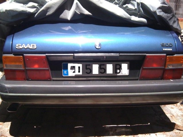 900 matricula tras. tapada.JPG