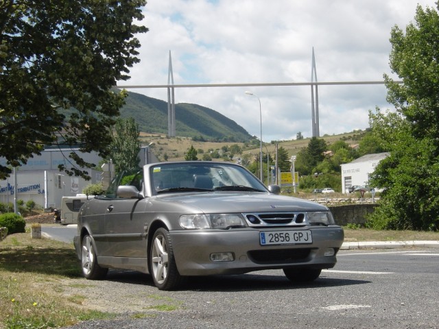 DSC03415 R.JPG (416.78 KiB) Visto 7929 veces Viaducto de Millau.
