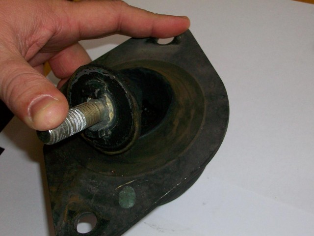 Soporte roto 2.JPG