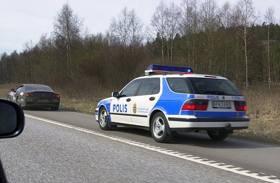 9-5SW polis.jpg