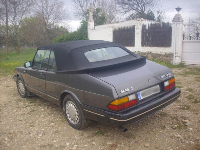 saab6_800x600.jpg
