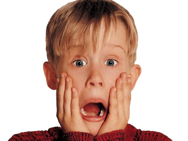 Macaulay-Culkin-004_red.JPG
