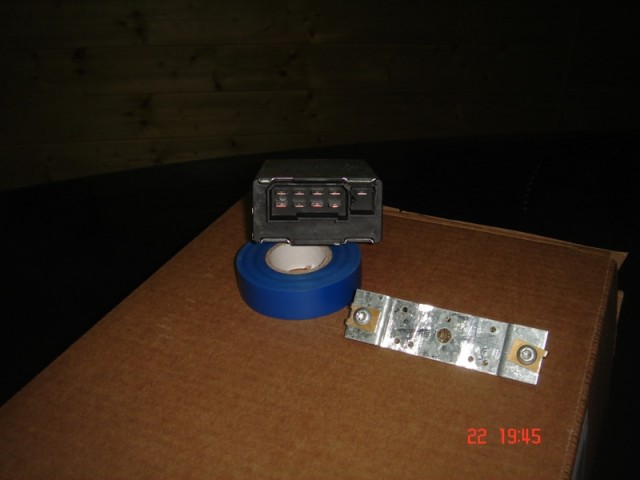 SOPORTE ECU.JPG