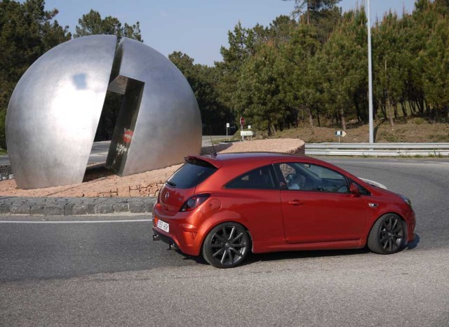 Prueba-Opel-Corsa-OPC-Nurburgring-7.jpg