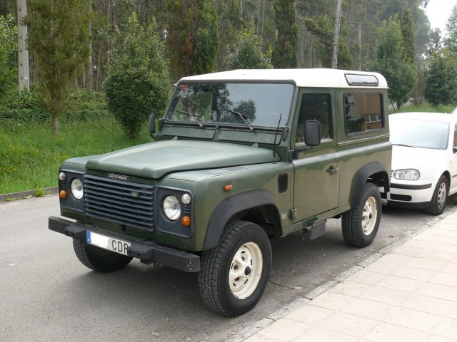 DEFENDER