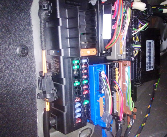 Así debe quedar conectado tu cableado del maletero con la CU/PU