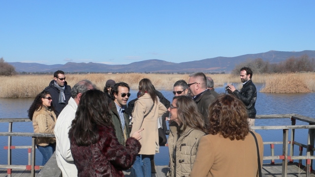 P1040120 (640x360).jpg
