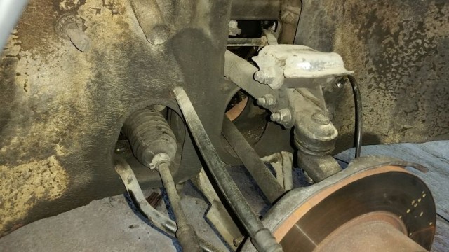 Latiguillo metalico.jpg