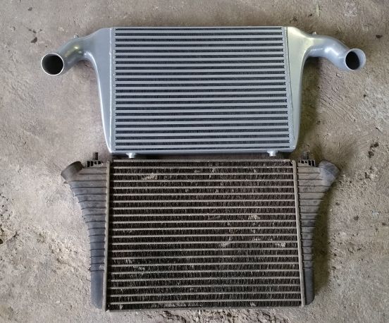 1 - Intercooler DO88 VS Saab 9000 - 1.jpg