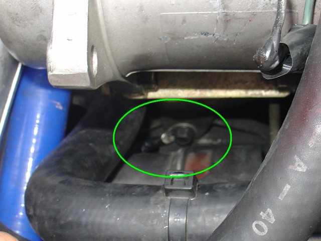tornillo alternador 2.JPG