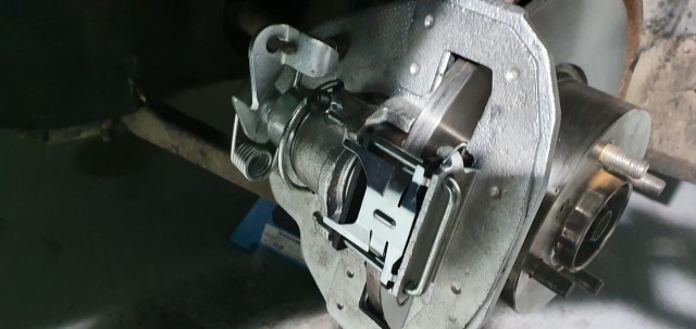 PINZA Y DISCO IZDO.jpg