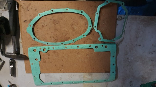 Juntas caja cambio y vano motor.jpg