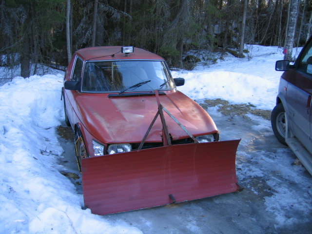 Quitanieves SAAB