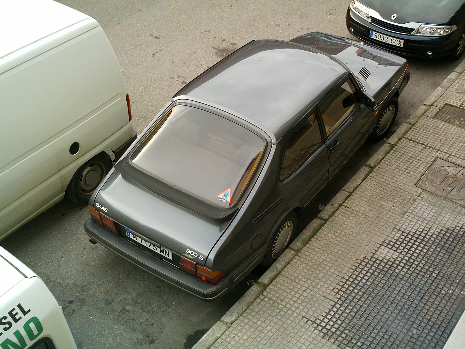 900 M-MN.jpg