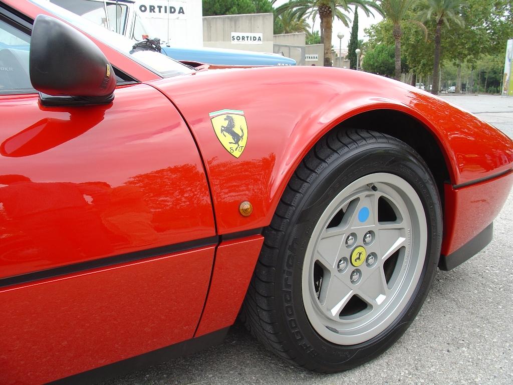 ferrari_328GTB_02.jpg