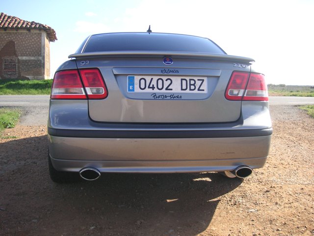 SAAB TRASERO R.jpg